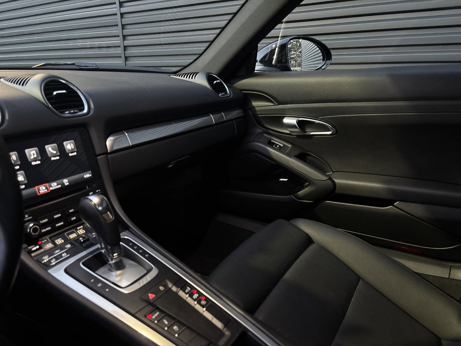 2022 Porsche 718 Cayman T Coupe