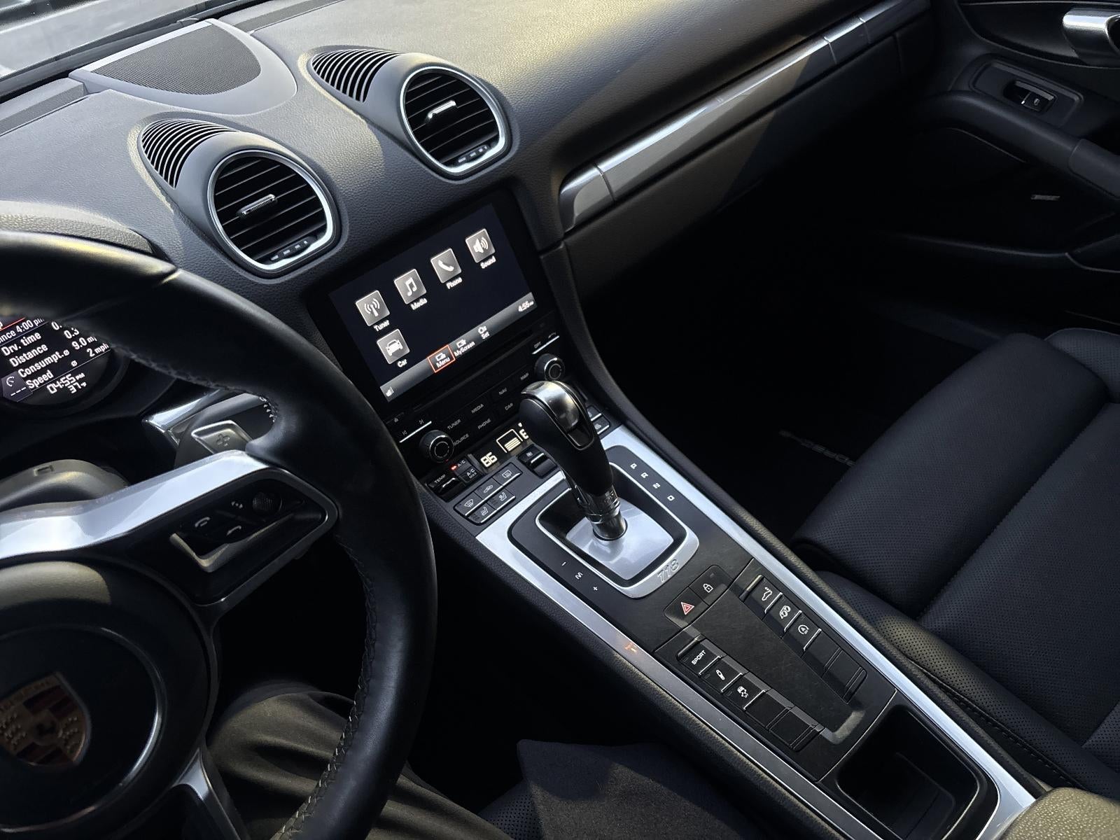 2022 Porsche 718 Cayman T Coupe