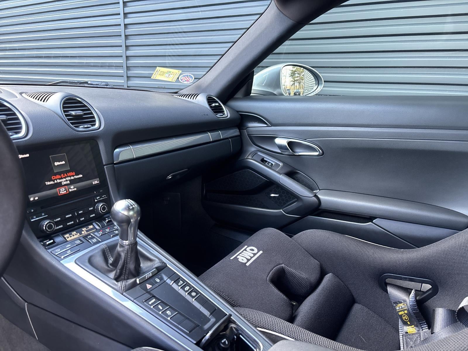 2017 Porsche 718 Cayman Coupe