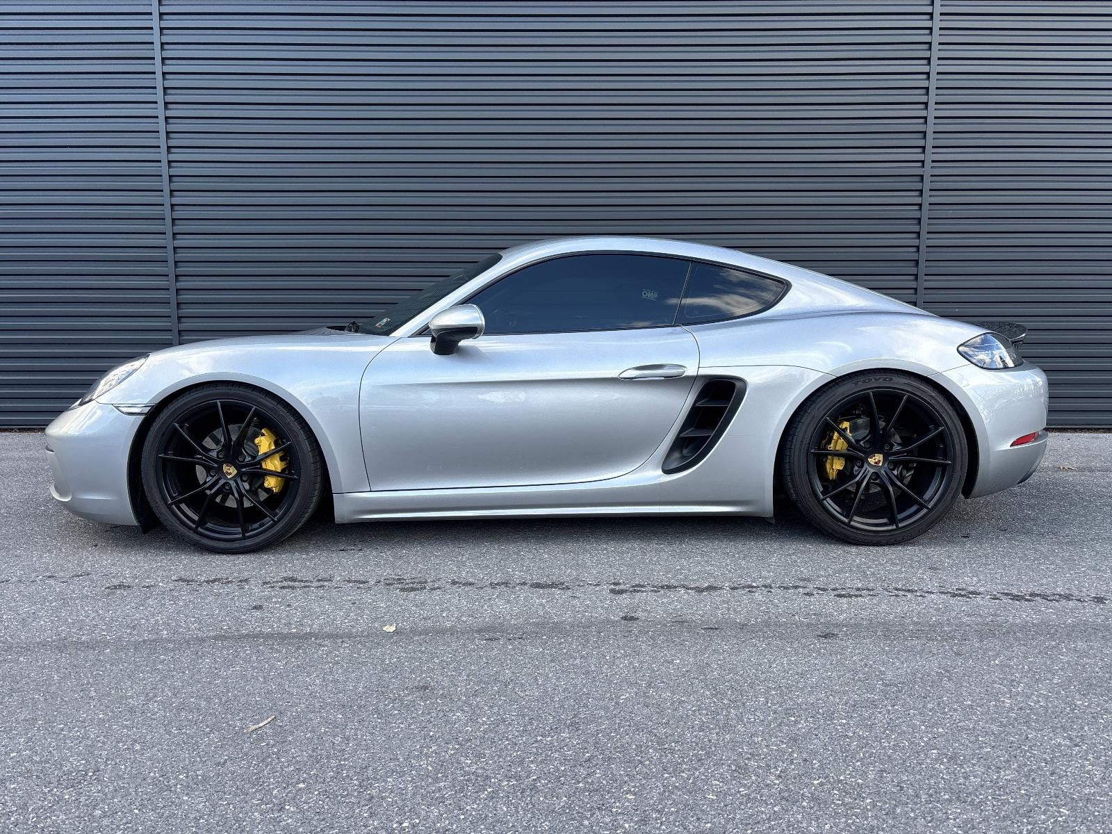 2017 Porsche 718 Cayman Coupe