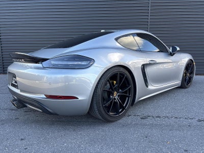 2017 Porsche 718 Cayman Coupe