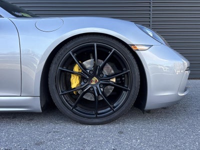 2017 Porsche 718 Cayman Coupe