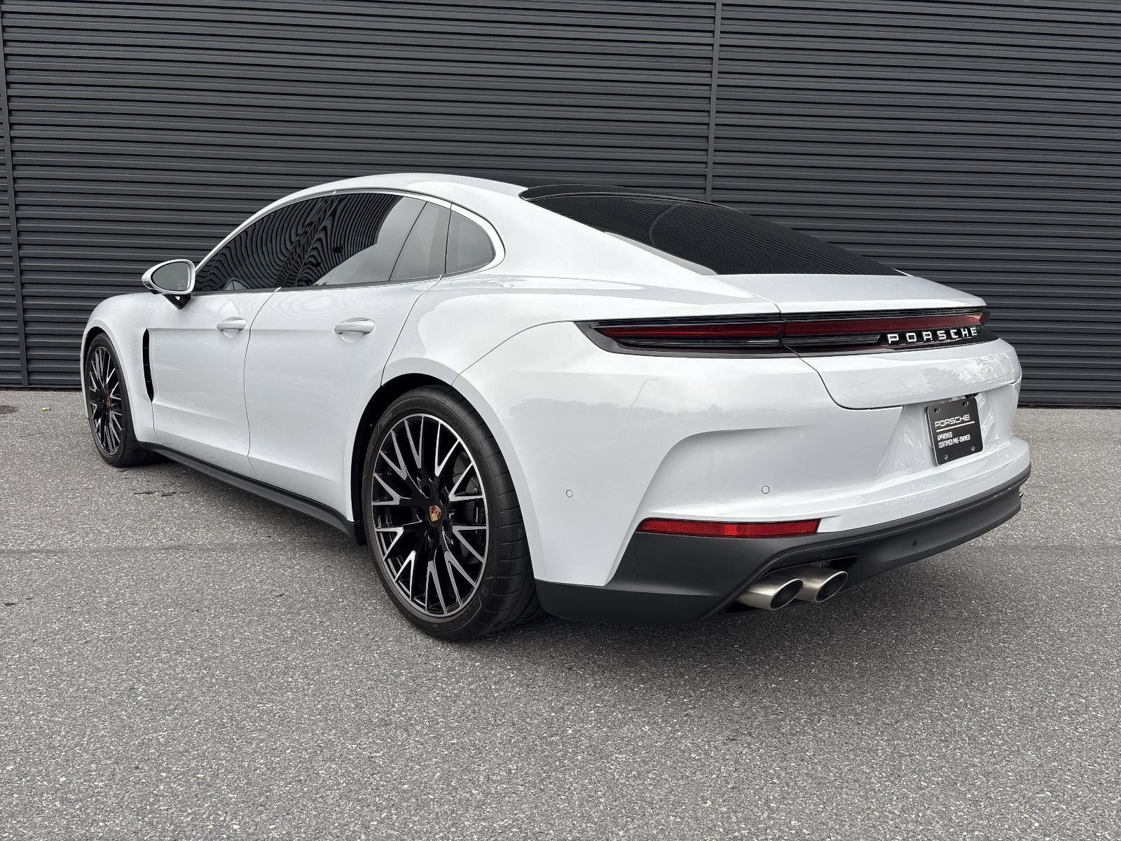 2026 Porsche Panamera RWD