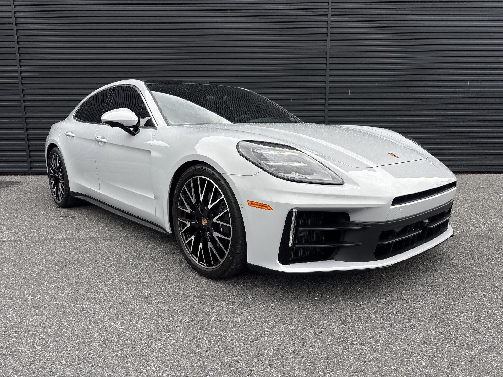 2026 Porsche Panamera RWD