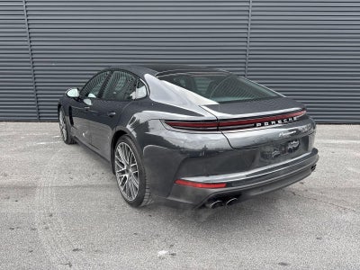 2024 Porsche Panamera RWD
