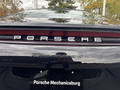 2025 Porsche Panamera RWD