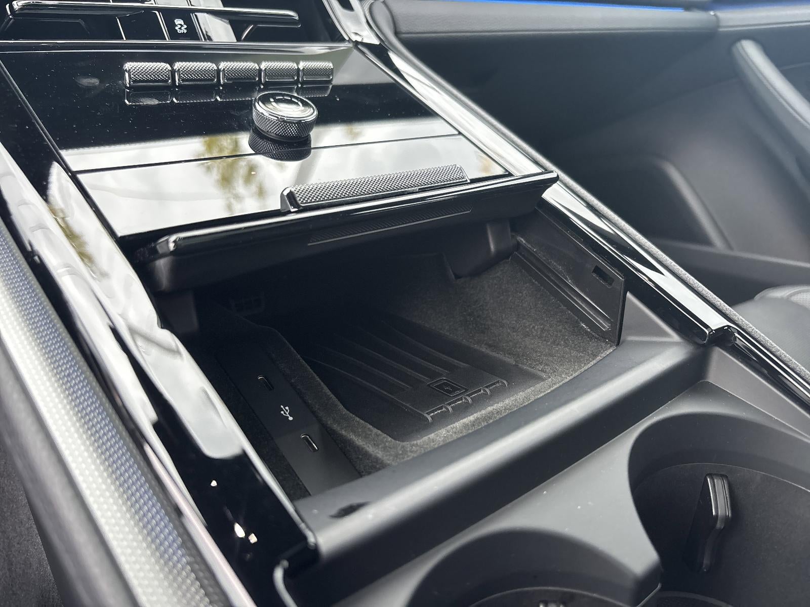 2025 Porsche Panamera RWD