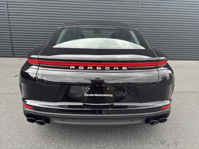 2025 Porsche Panamera RWD