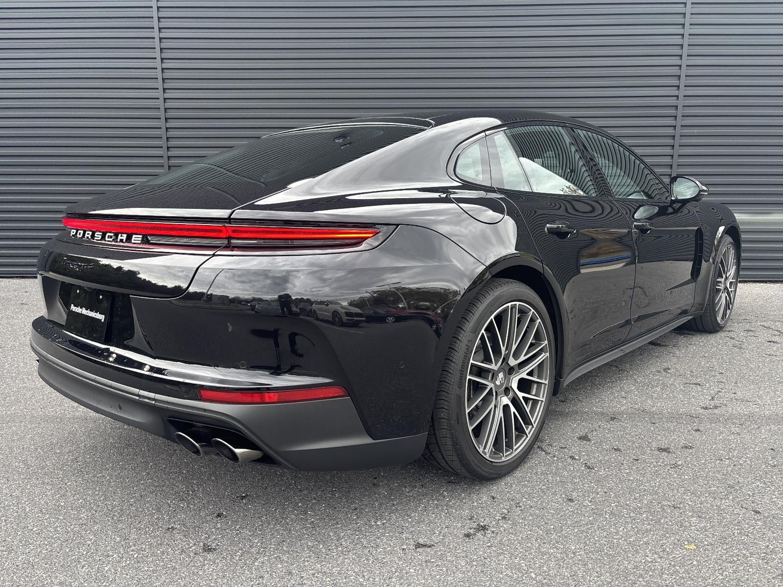 2025 Porsche Panamera RWD