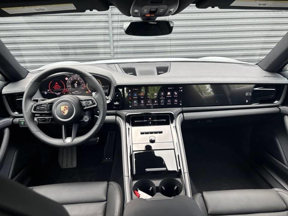 2024 Porsche Panamera RWD