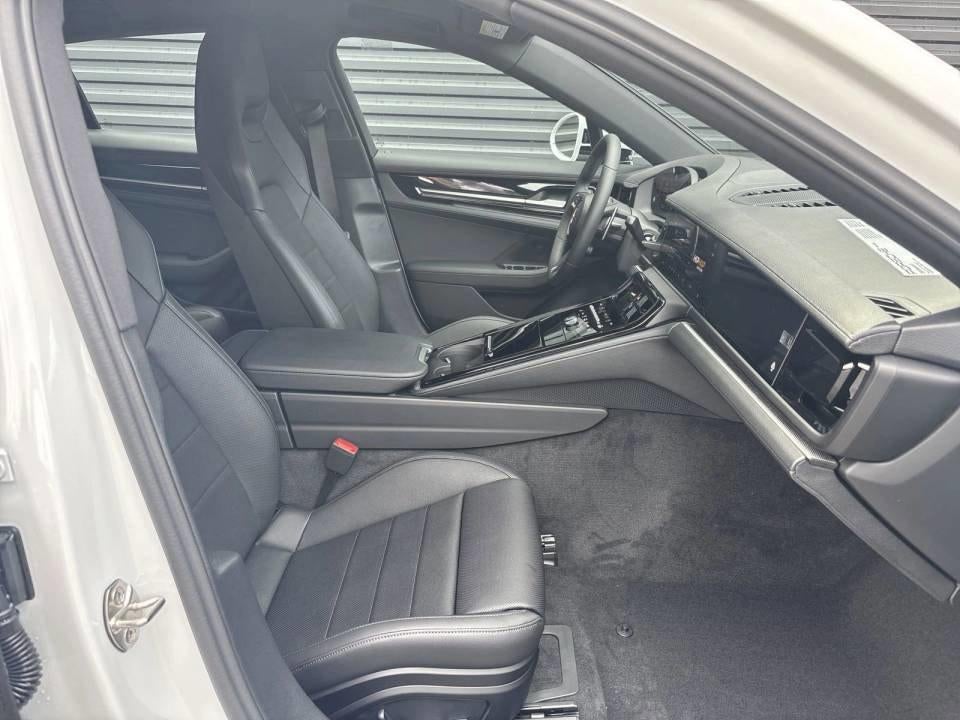2024 Porsche Panamera RWD