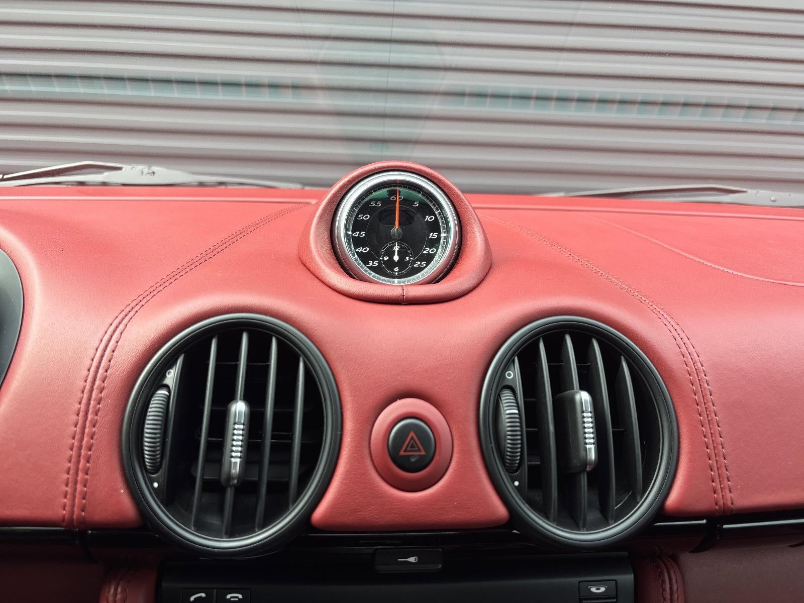 2012 Porsche Cayman 2dr Cpe R