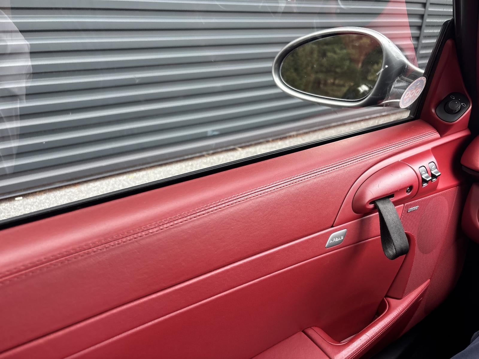 2012 Porsche Cayman 2dr Cpe R