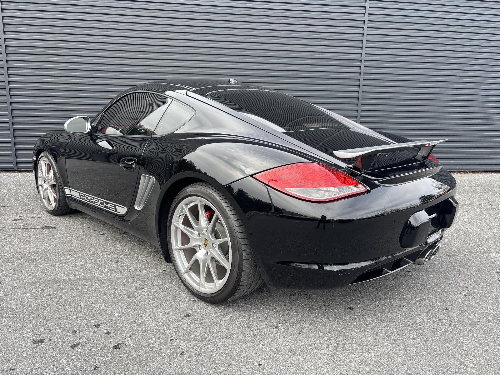 2012 Porsche Cayman 2dr Cpe R
