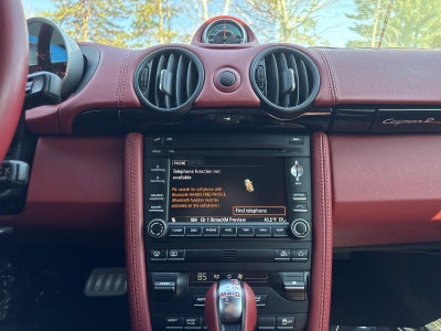 2012 Porsche Cayman 2dr Cpe R