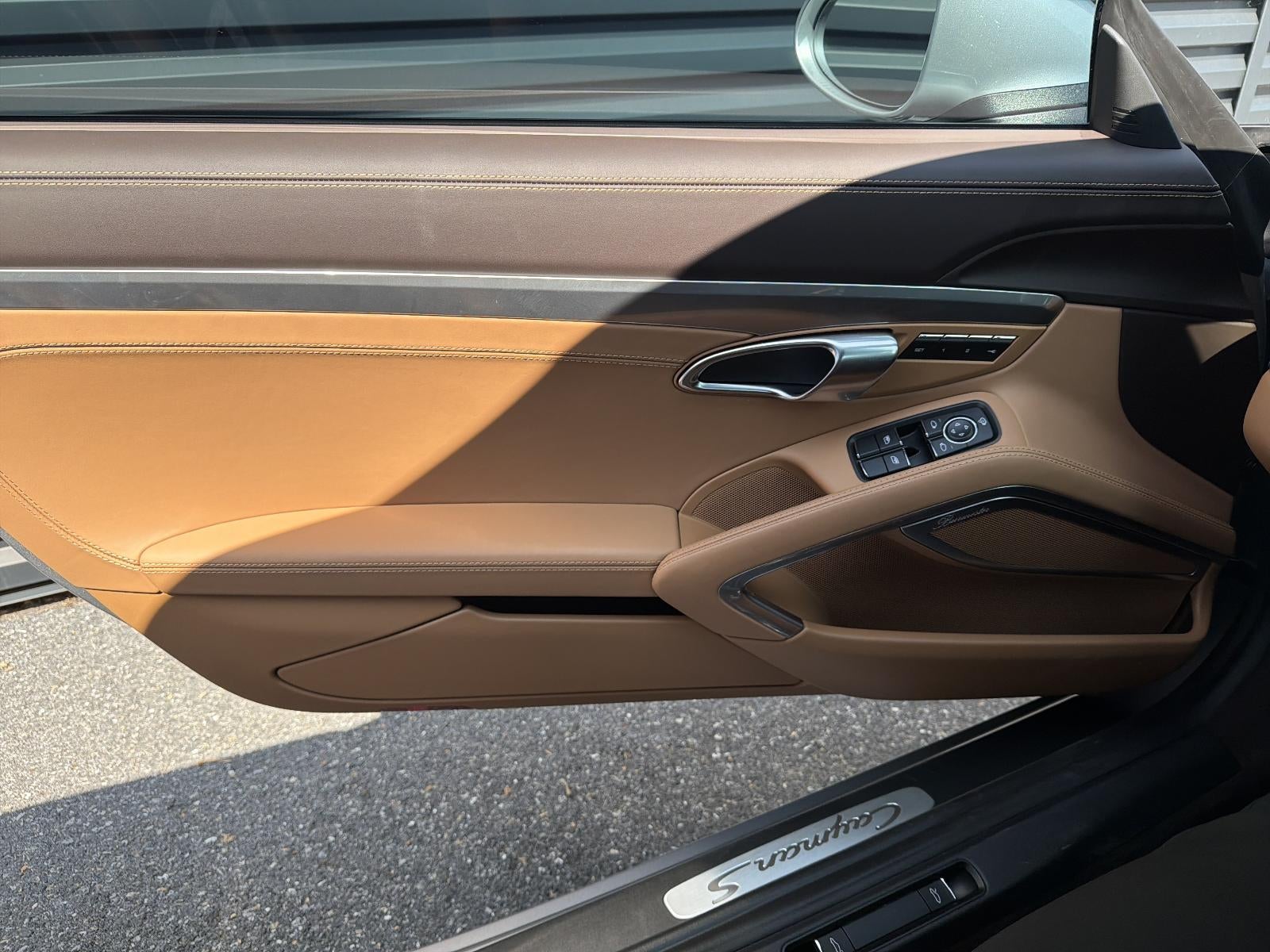 2023 Porsche 718 Cayman S Coupe