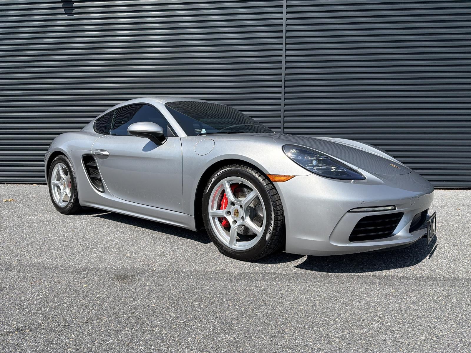 2023 Porsche 718 Cayman S Coupe