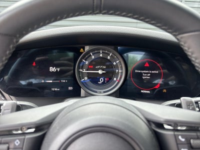 2022 Porsche 911 Carrera 4 GTS Coupe