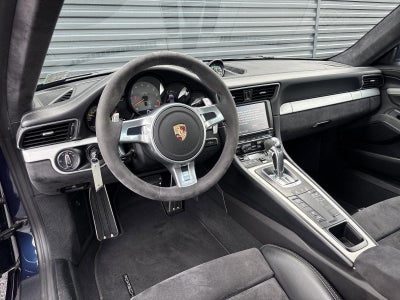 2015 Porsche 911 2dr Cpe GT3