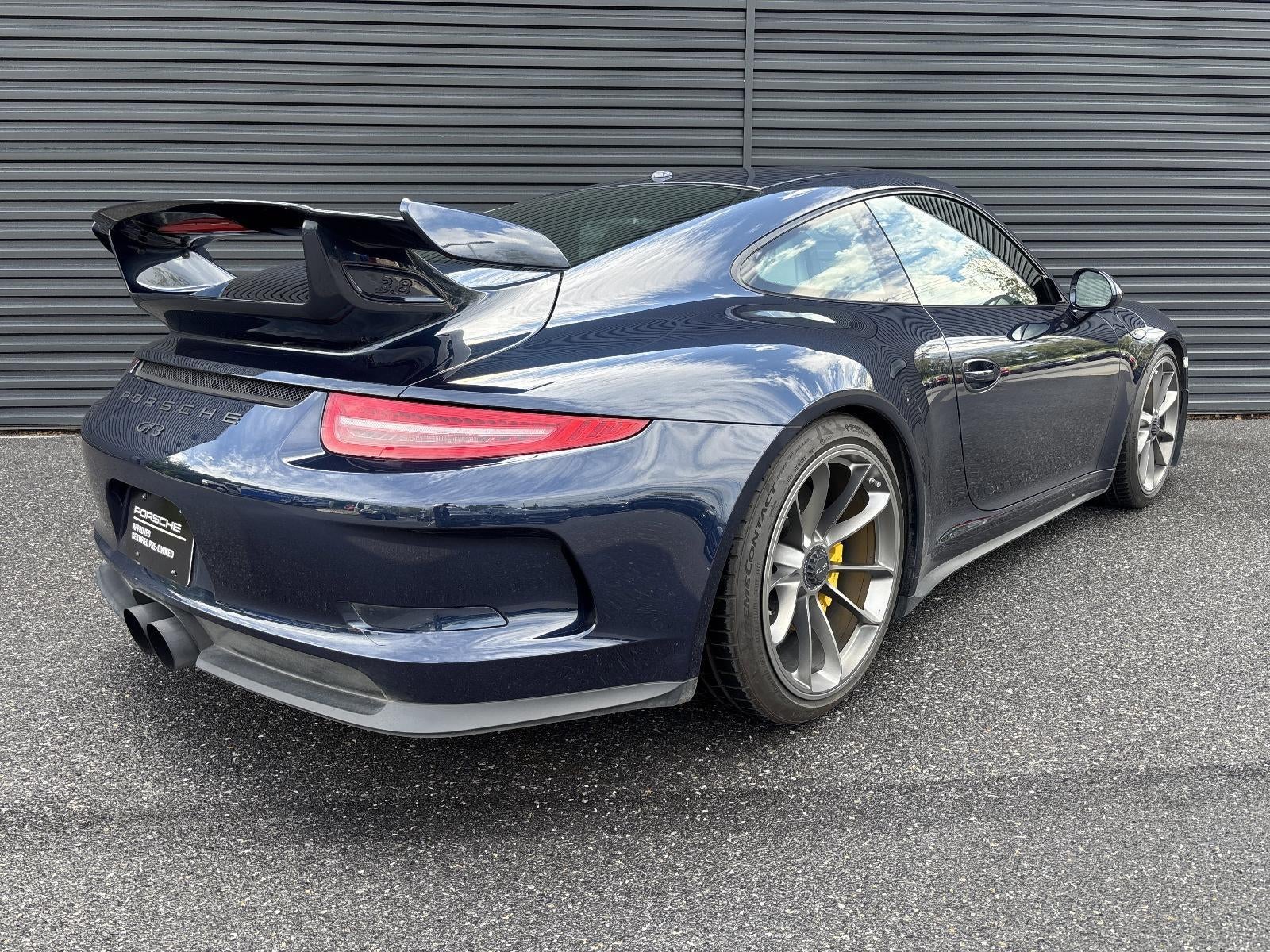 2015 Porsche 911 2dr Cpe GT3
