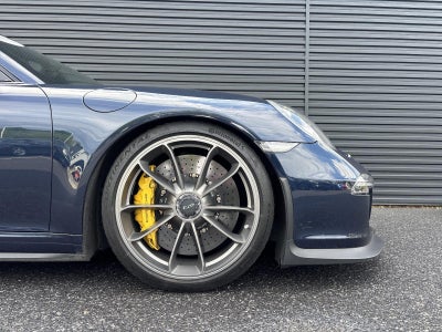 2015 Porsche 911 2dr Cpe GT3