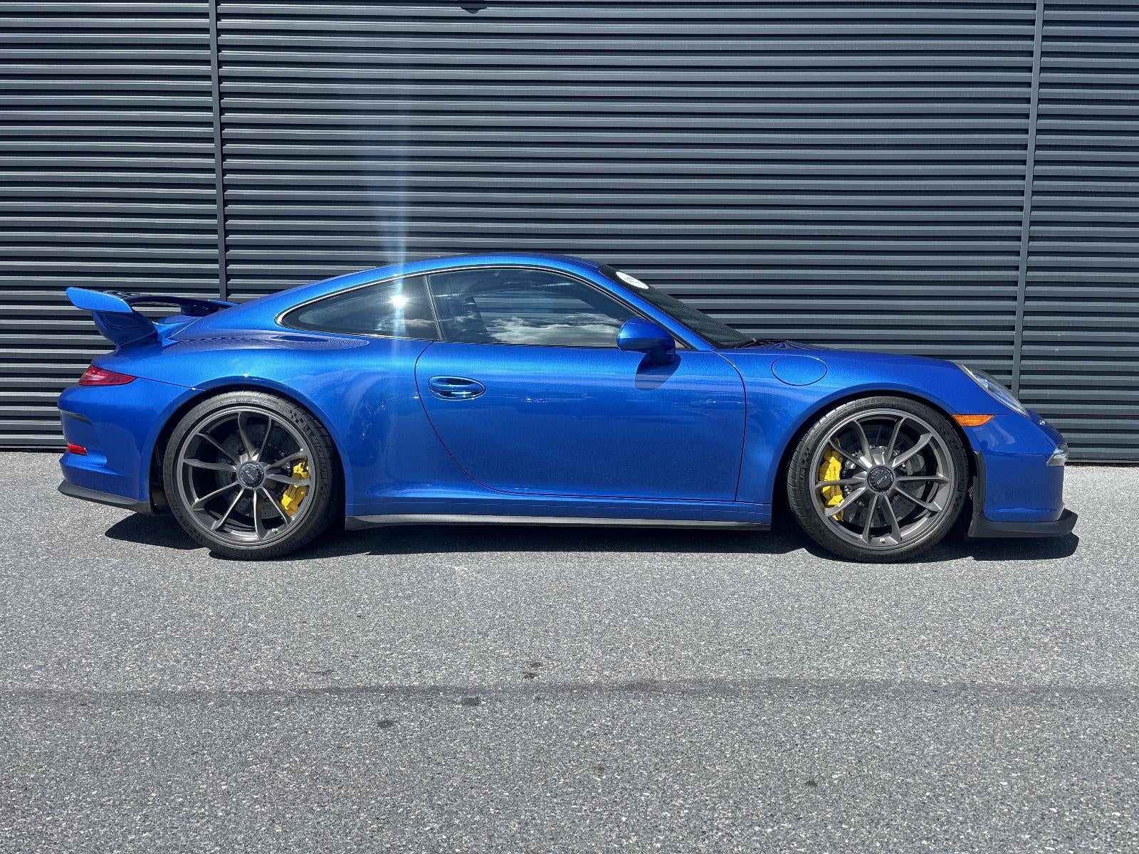 2015 Porsche 911 2dr Cpe GT3