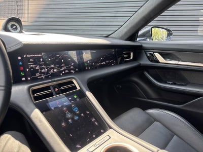 2020 Porsche Taycan Turbo S Sedan