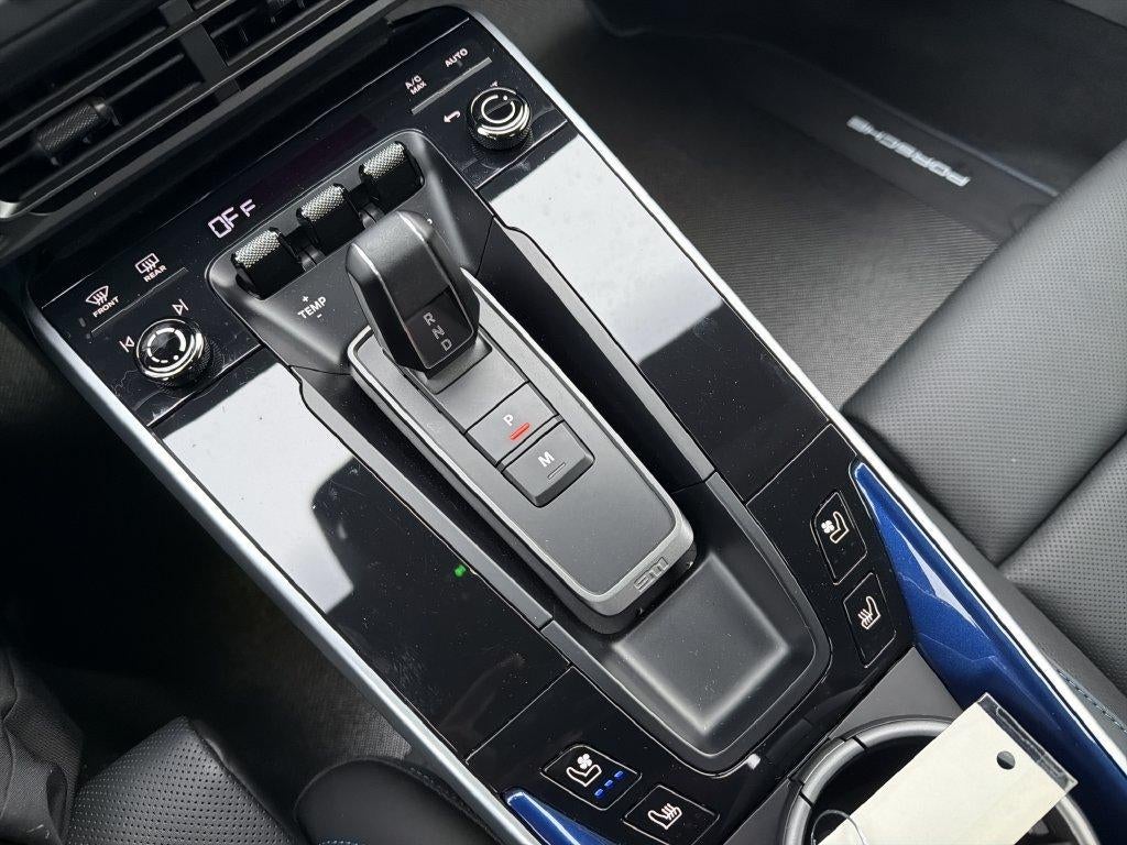 2025 Porsche 911 Turbo S Coupe