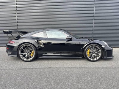 2018 Porsche 911 GT2 RS Coupe