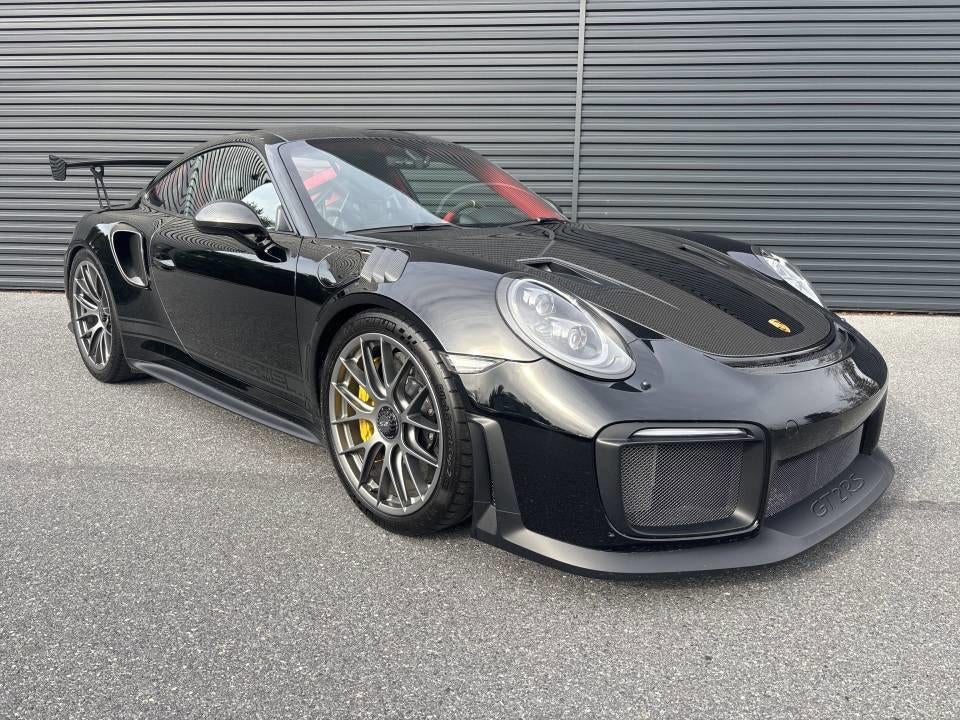 2018 Porsche 911 GT2 RS Coupe
