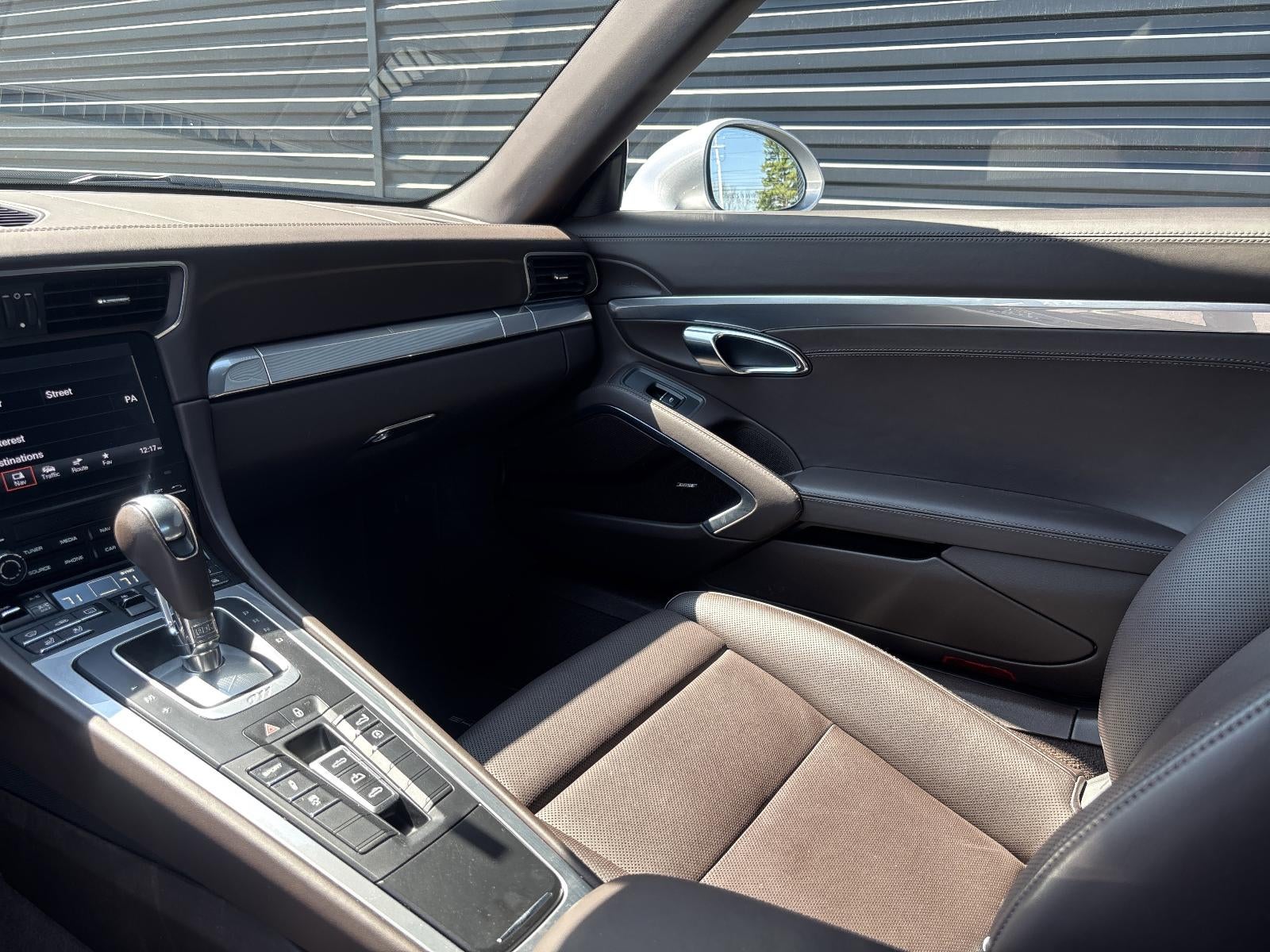 2017 Porsche 911 Carrera Cabriolet