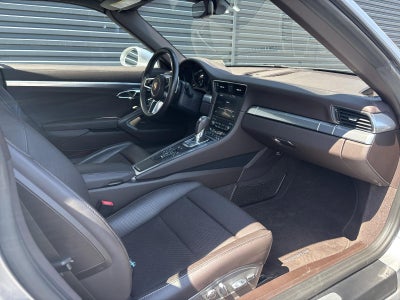 2017 Porsche 911 Carrera Cabriolet