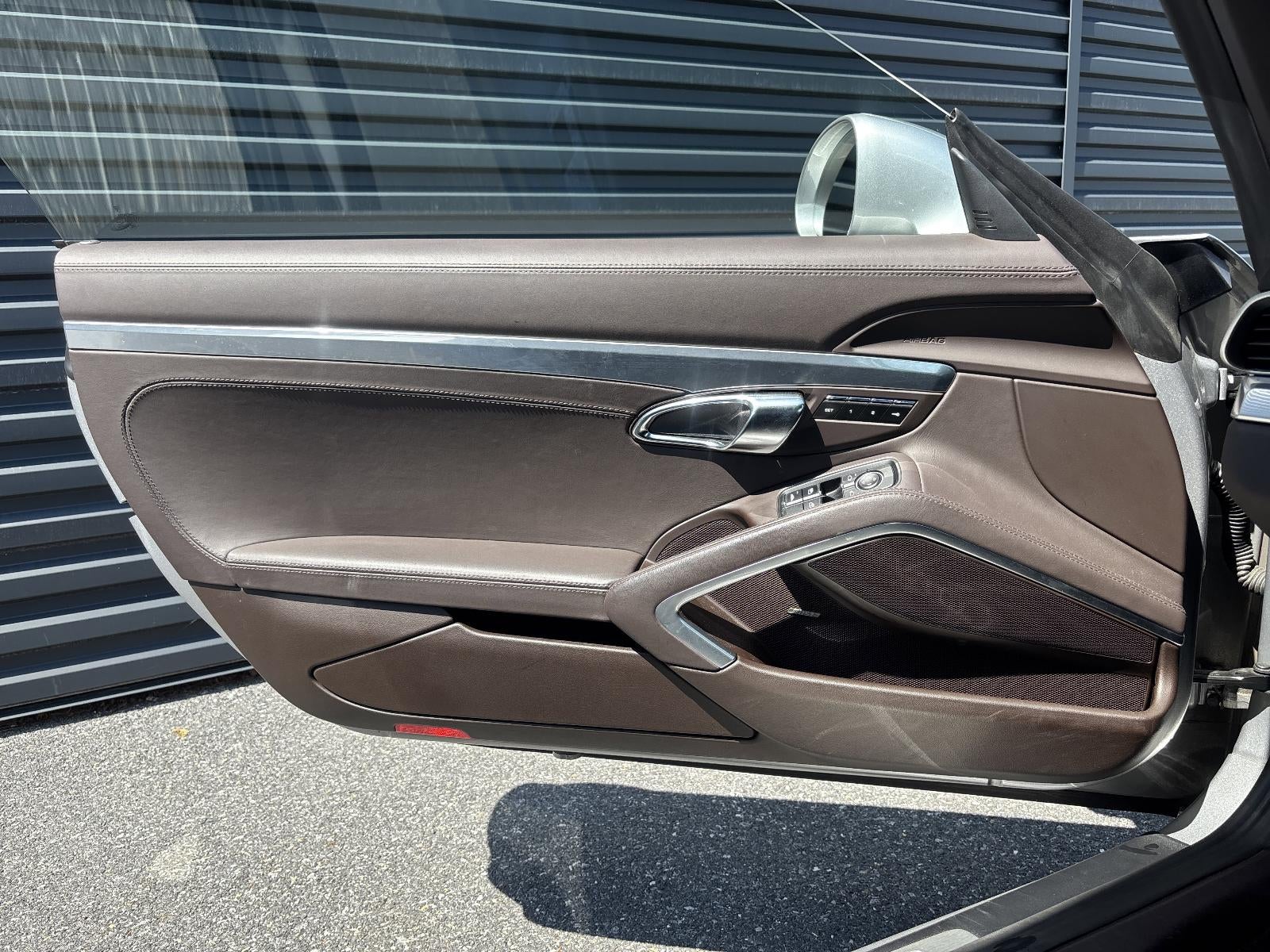 2017 Porsche 911 Carrera Cabriolet