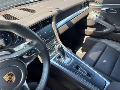 2017 Porsche 911 Carrera Cabriolet