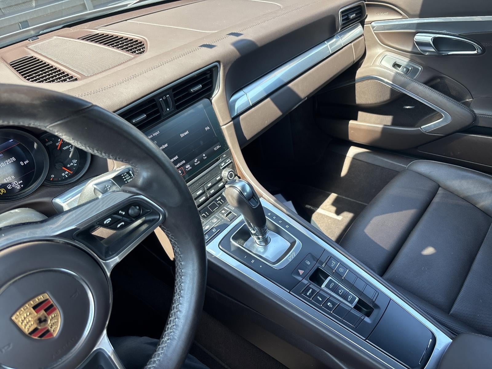 2017 Porsche 911 Carrera Cabriolet