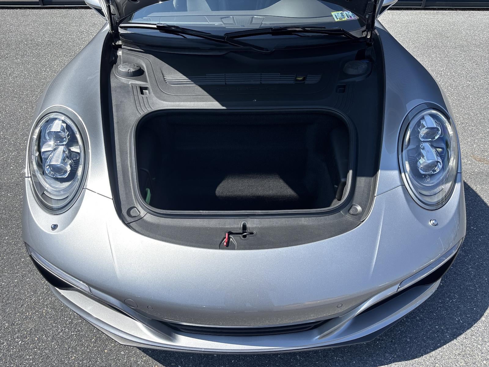 2017 Porsche 911 Carrera Cabriolet