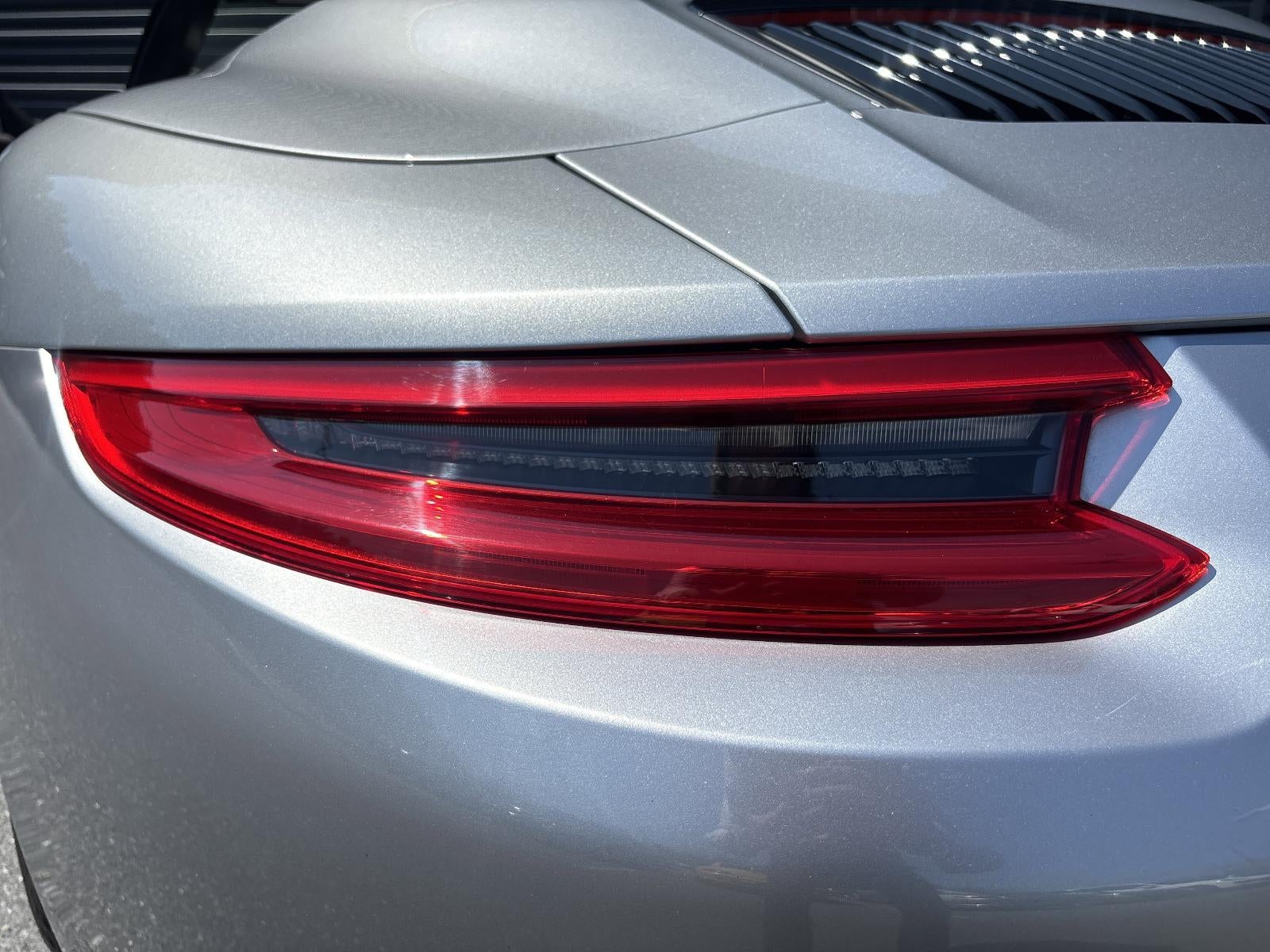 2017 Porsche 911 Carrera Cabriolet