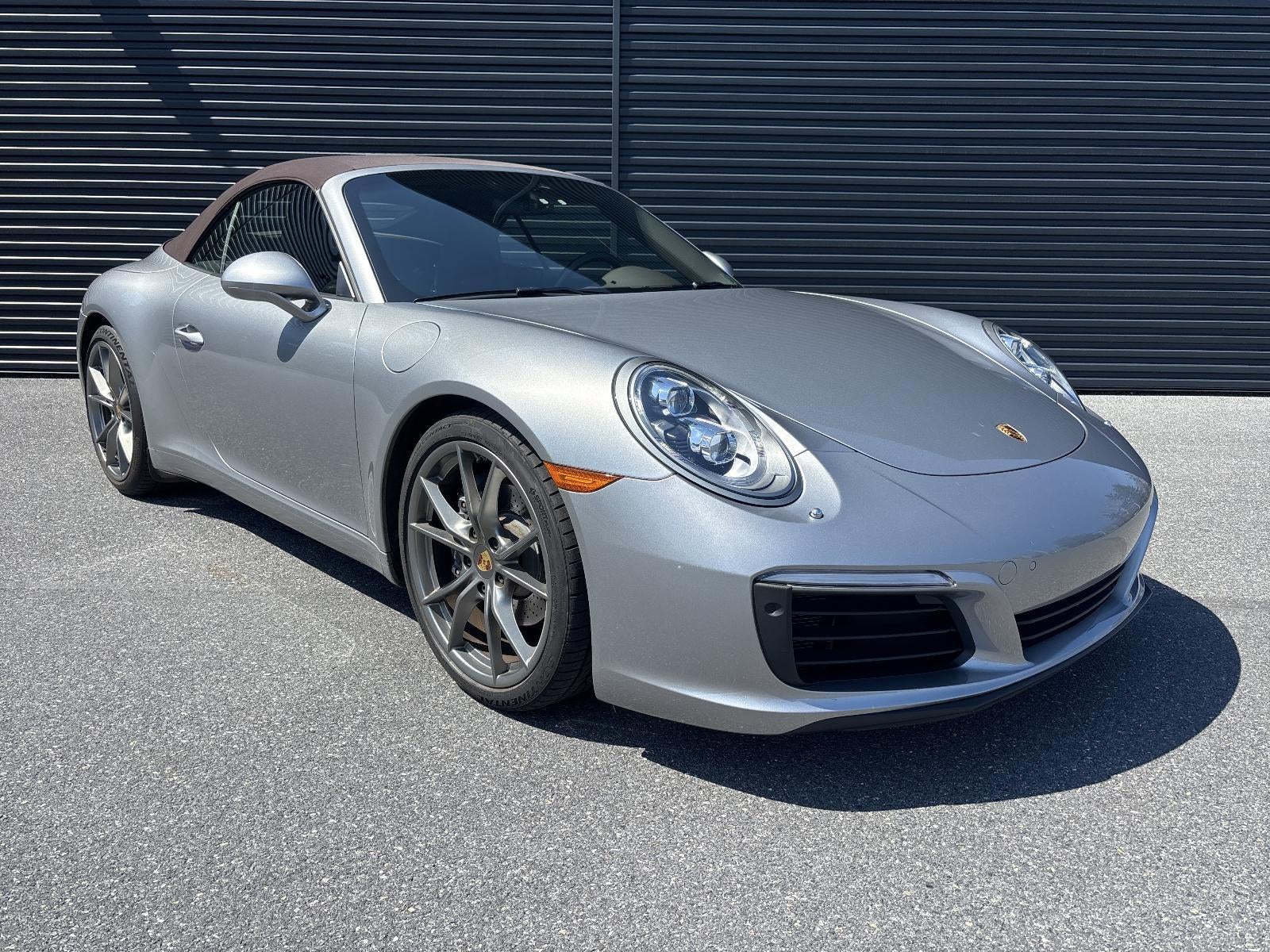 2017 Porsche 911 Carrera Cabriolet