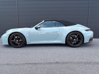 2025 Porsche 911 Carrera T Cabriolet