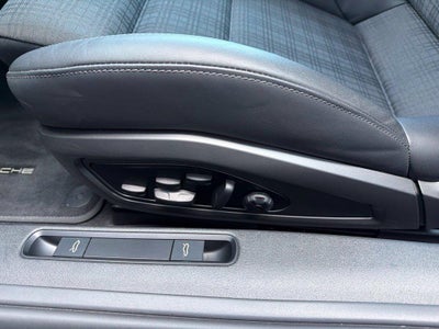 2025 Porsche 911 Carrera T Cabriolet