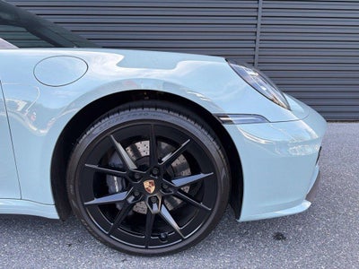 2025 Porsche 911 Carrera T Cabriolet