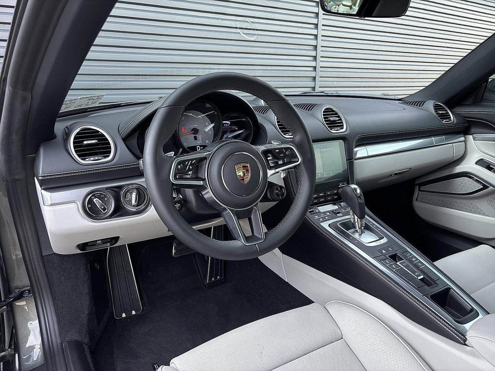 2025 Porsche 718 Boxster S Roadster