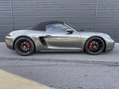 2025 Porsche 718 Boxster S Roadster