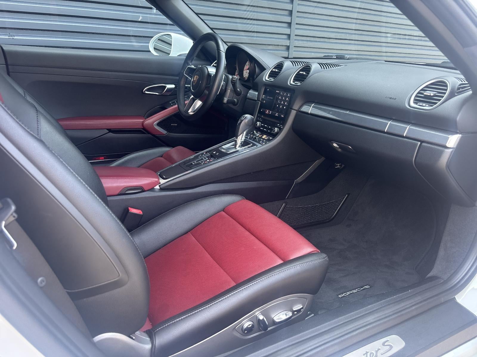 2019 Porsche 718 Boxster S Roadster