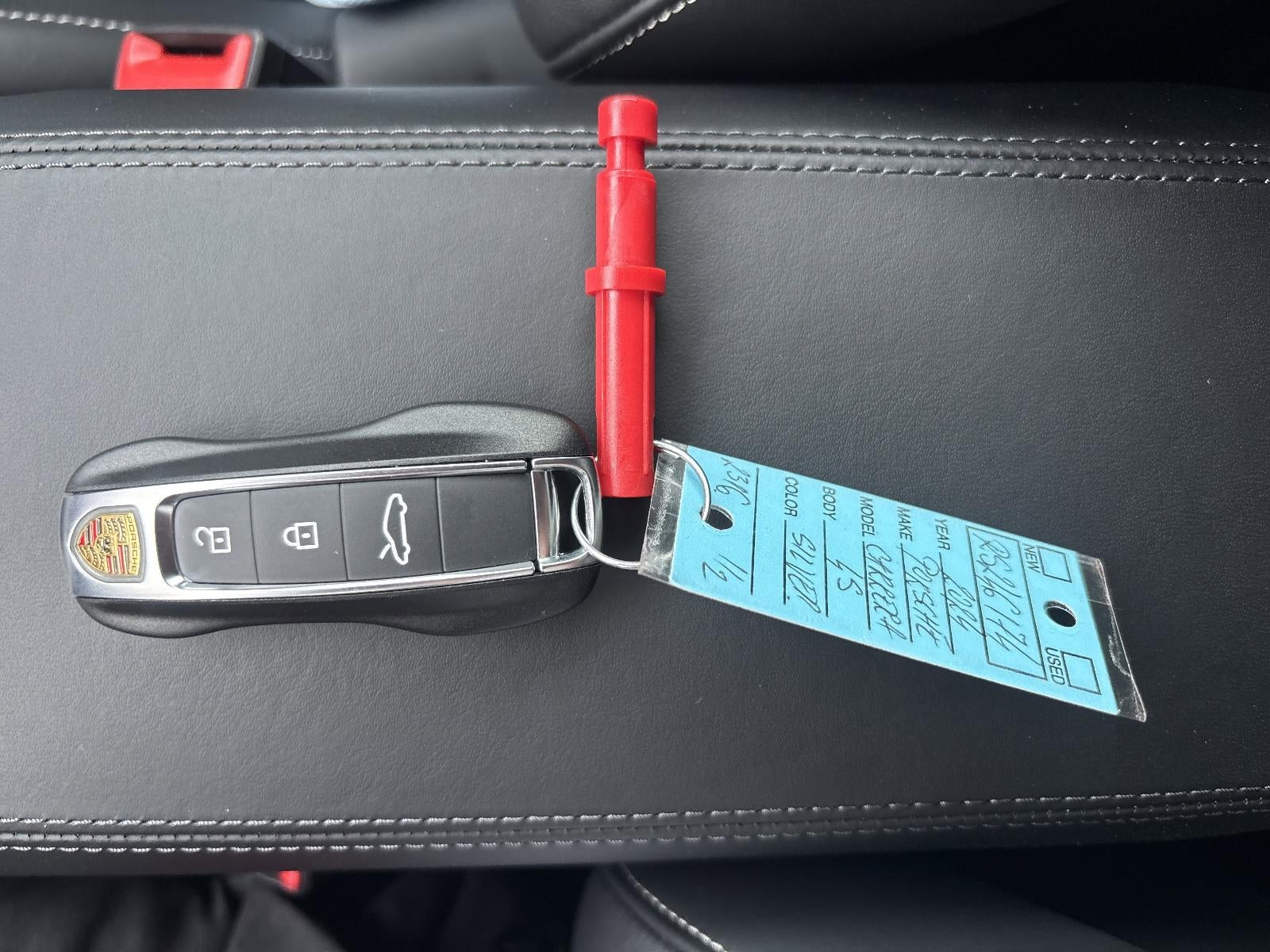 2024 Porsche 911 Carrera 4 Cabriolet