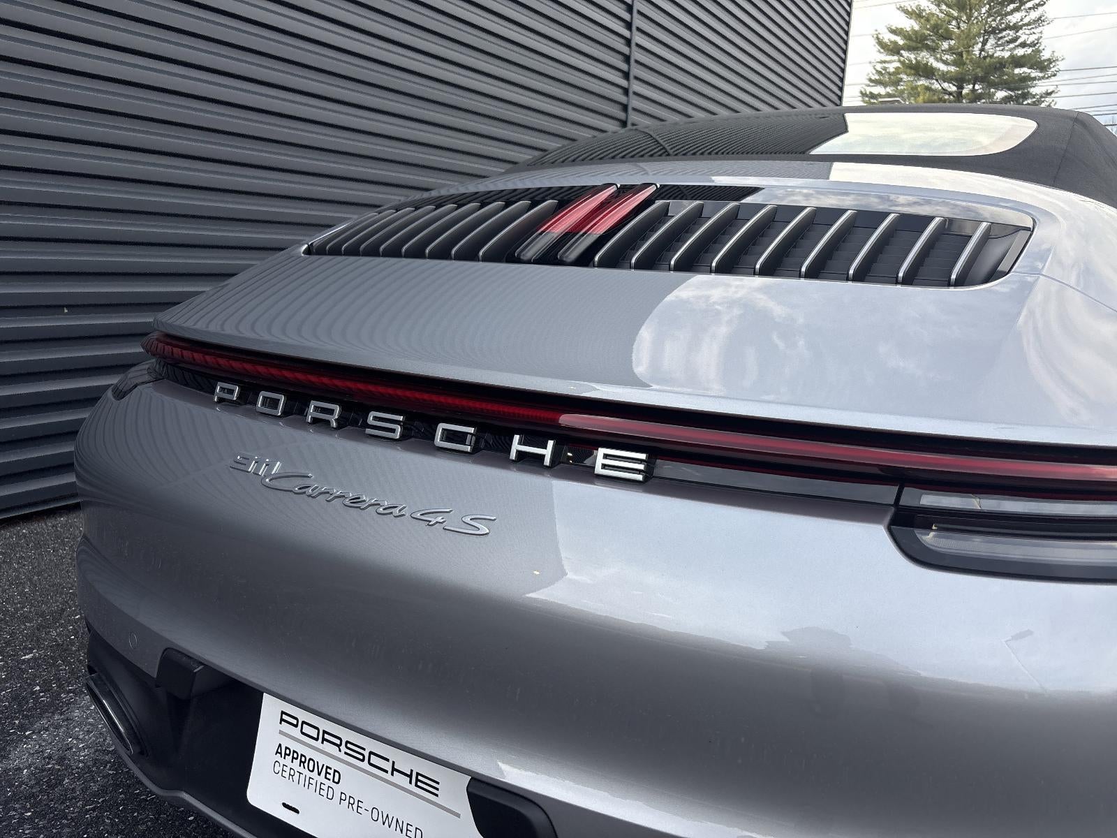 2024 Porsche 911 Carrera 4 Cabriolet