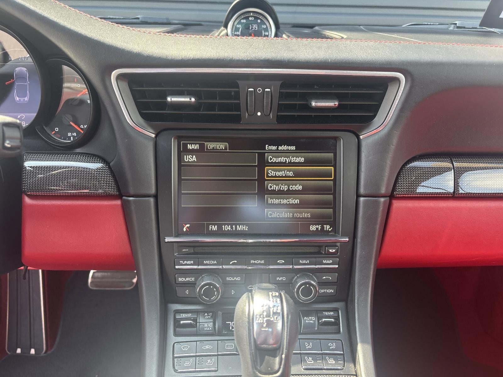 2015 Porsche 911 2dr Cabriolet Turbo