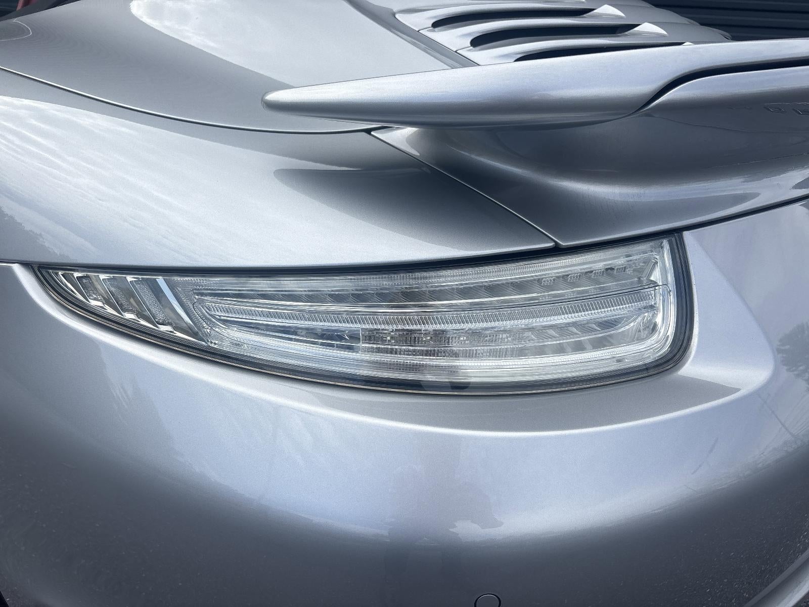 2015 Porsche 911 2dr Cabriolet Turbo