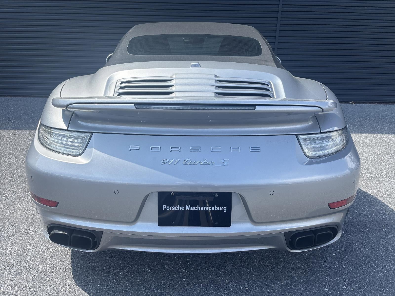 2015 Porsche 911 2dr Cabriolet Turbo