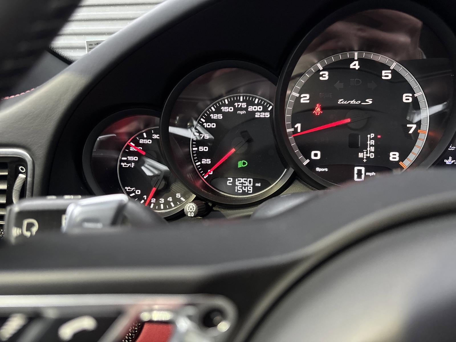 2019 Porsche 911 Turbo S Cabriolet